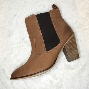 Sole Diva Brown Ankle Booties